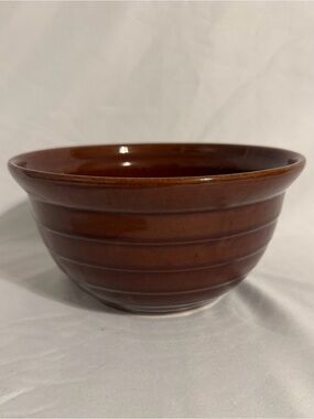 Marcus Mar-Crest Beehive Style Ceramic Ovenproof Stoneware Bowl in Brown 8 inch
